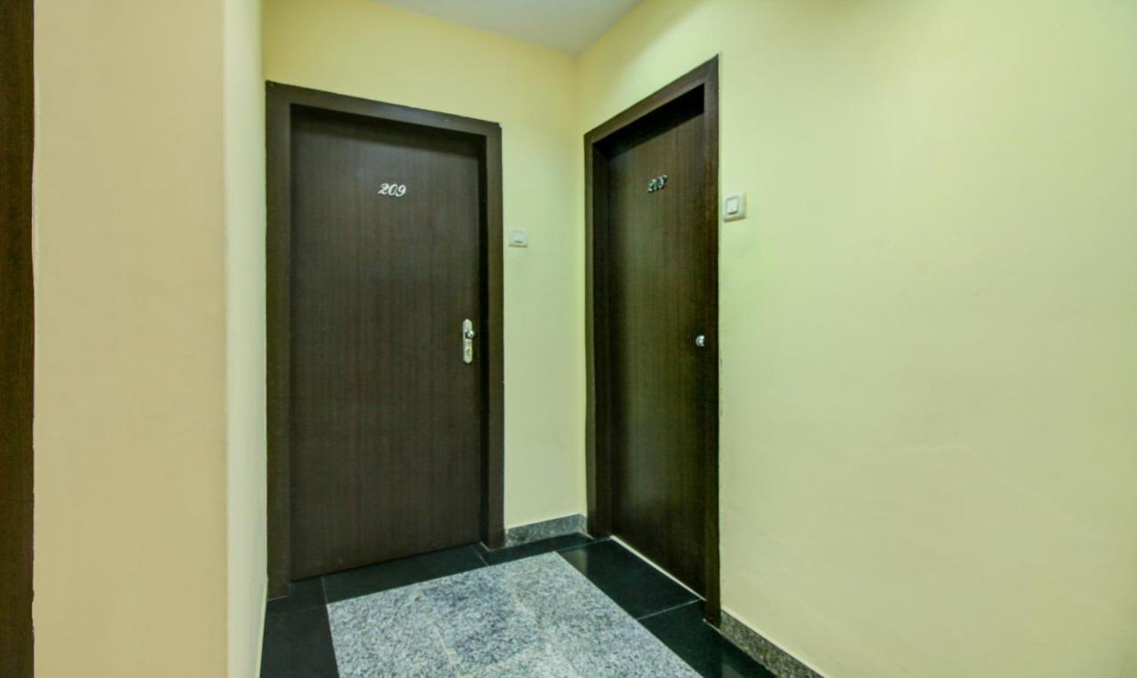 Hotel Kadamb Residency Bombay Exterior foto
